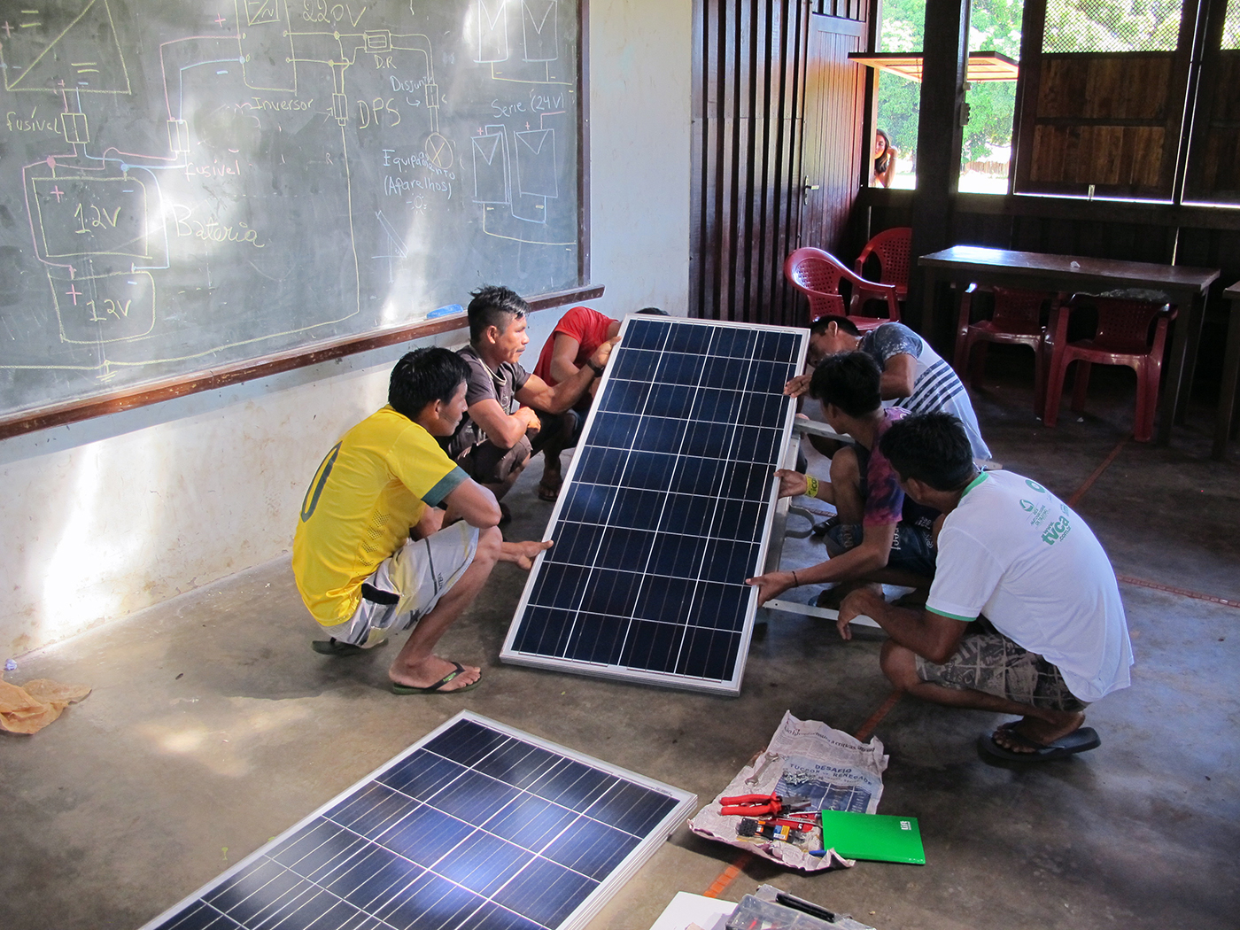As part of the solar power project, 100 men in the Xingu learned how to install and maintain solar panels. Photo: Traci Romine
