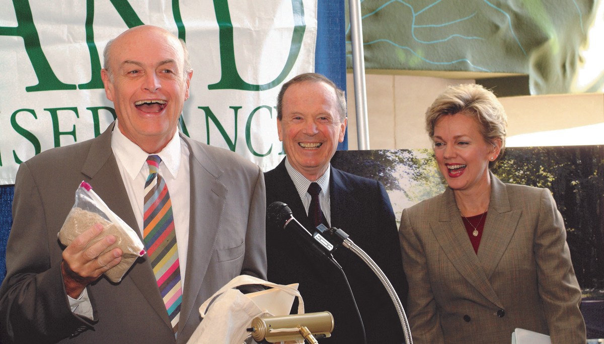 With CMS Energy Chairman Ken Whipple and Michigan Governor Jennifer Granholm, announcing plans to create Arcadia Dunes: The C.S. Mott Nature Preserve — 2003. 