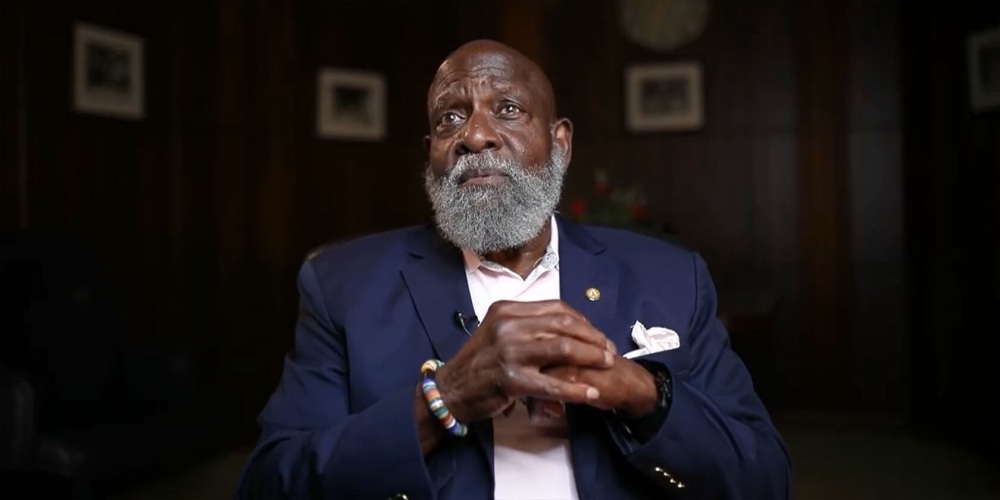 Charlie Nelms headshot.