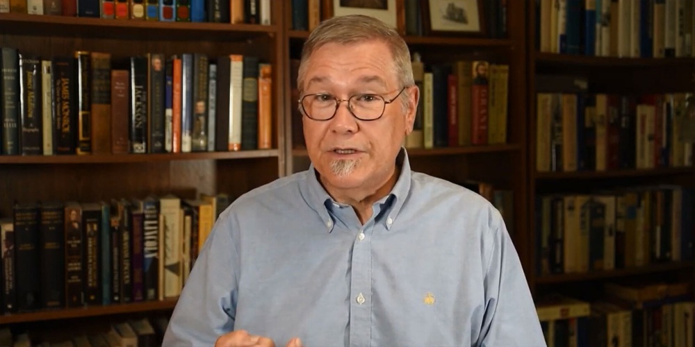 Lester Graham headshot.